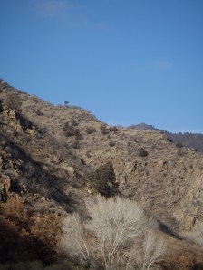A view of the mountains along the canyon