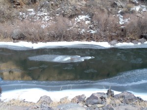 Ice forming on the Platte river